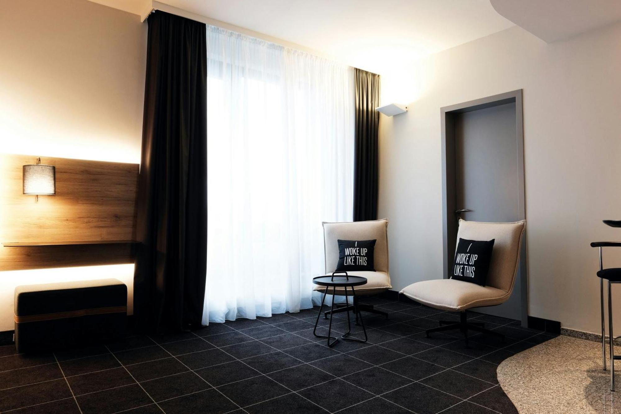 Four Ratingen Dusseldorf Airport Hotel Exterior foto
